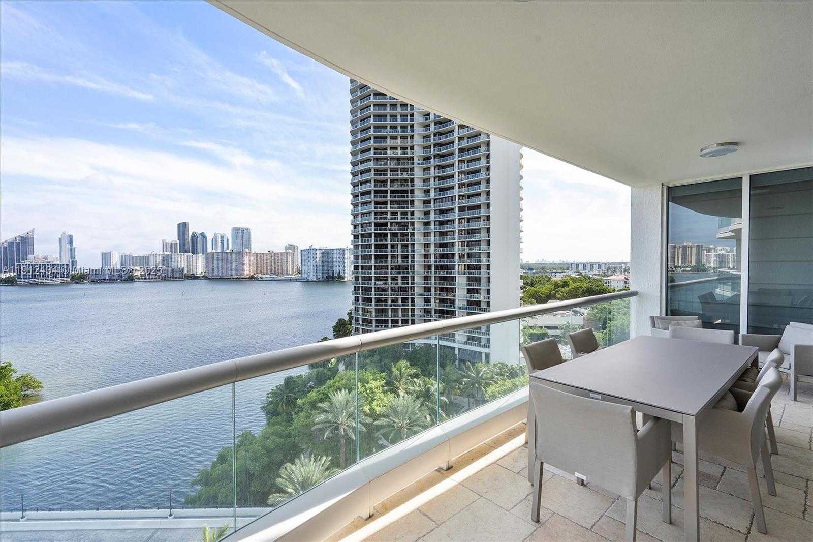 Small Image of 6000 ISLAND BLVD #1007, Aventura Number 4
