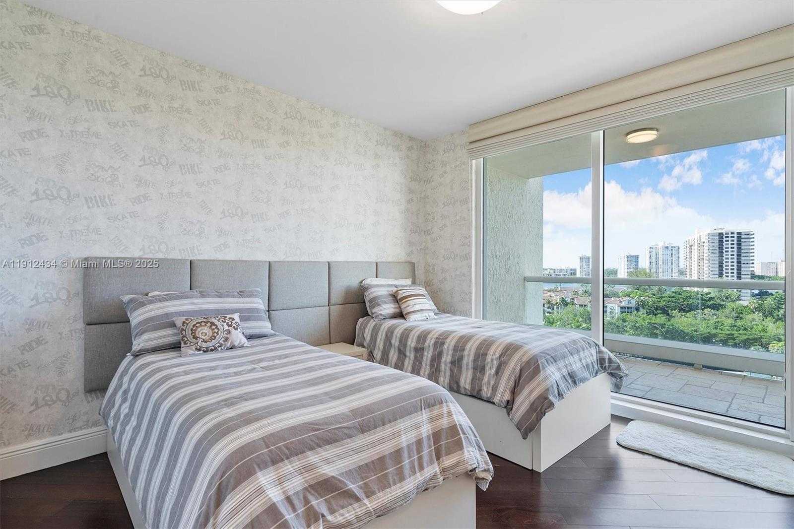 Small Image of 6000 ISLAND BLVD #1007, Aventura Number 58