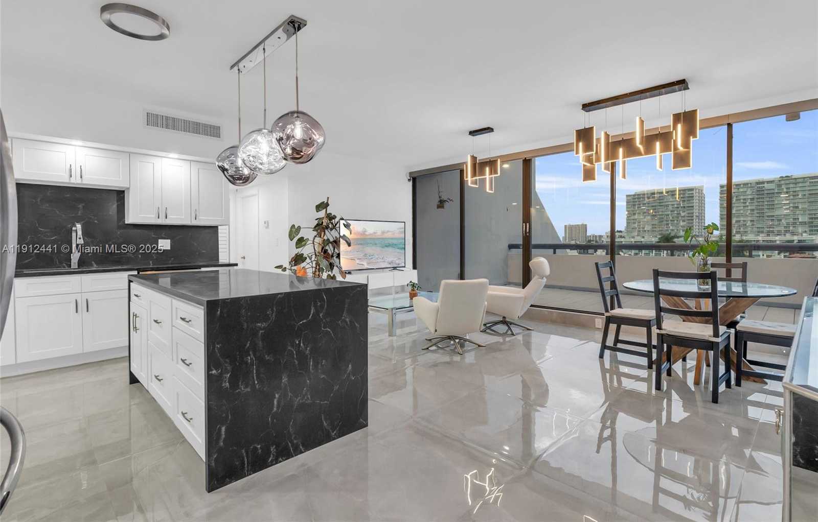 Small Image of 355 POINCIANA DR #1130, Sunny Isles Beach Number 5