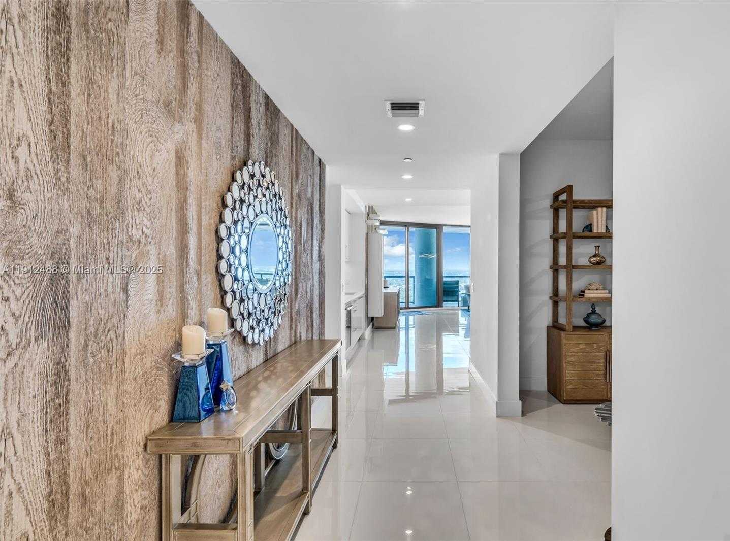Small Image of 100 EAST LAS OLAS BLVD #3703, Fort Lauderdale Number 2