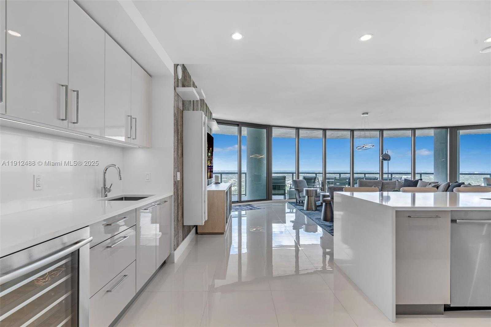 Small Image of 100 EAST LAS OLAS BLVD #3703, Fort Lauderdale Number 3