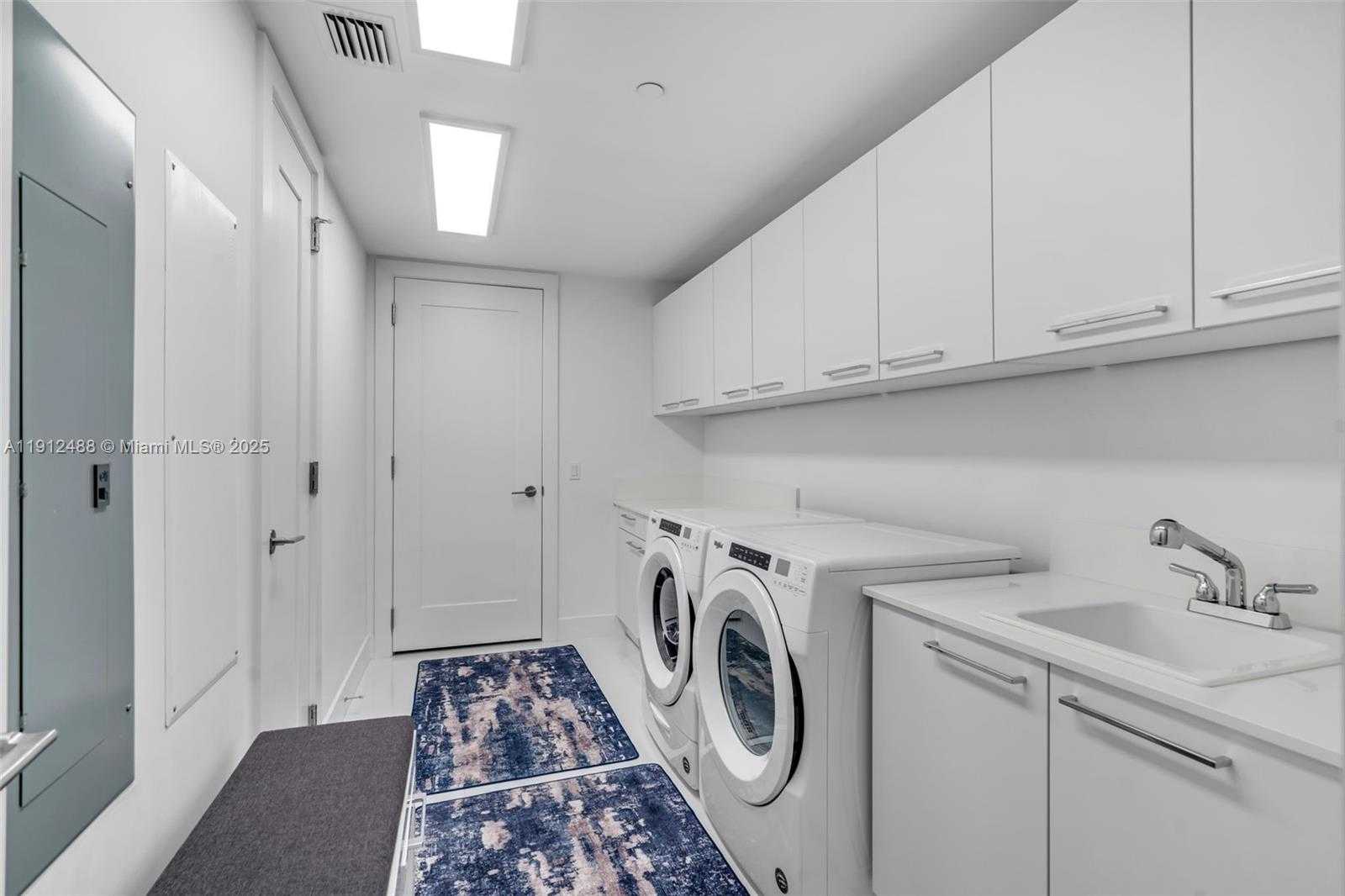 Small Image of 100 EAST LAS OLAS BLVD #3703, Fort Lauderdale Number 36