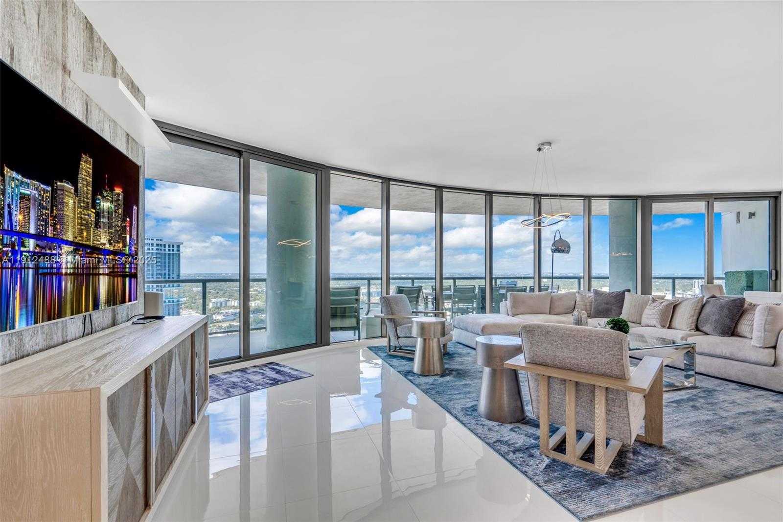 Small Image of 100 EAST LAS OLAS BLVD #3703, Fort Lauderdale Number 5