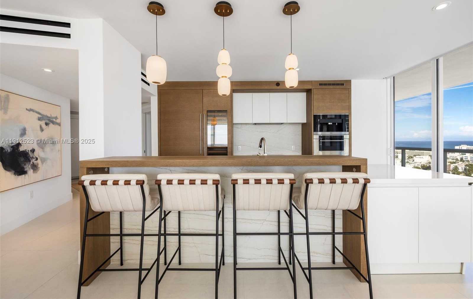 Small Image of 450 ALTON RD #2007, Miami Beach Number 14