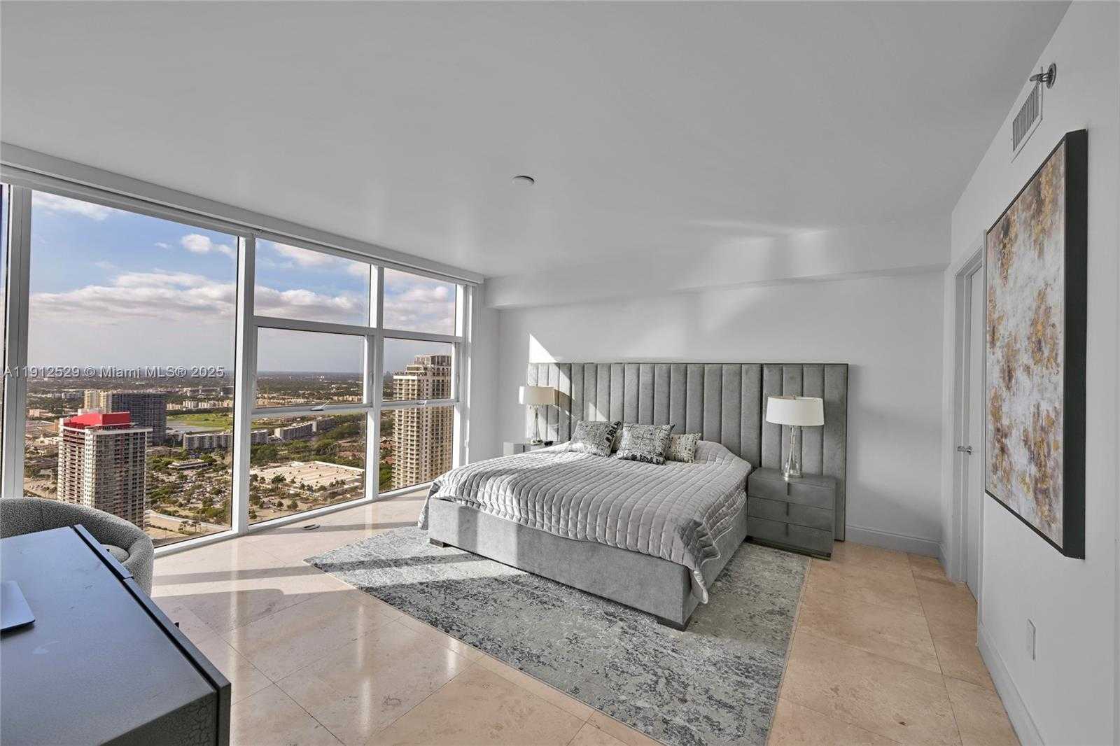 Small Image of 1830 SOUTH OCEAN DR #4807, Hallandale Beach Number 10