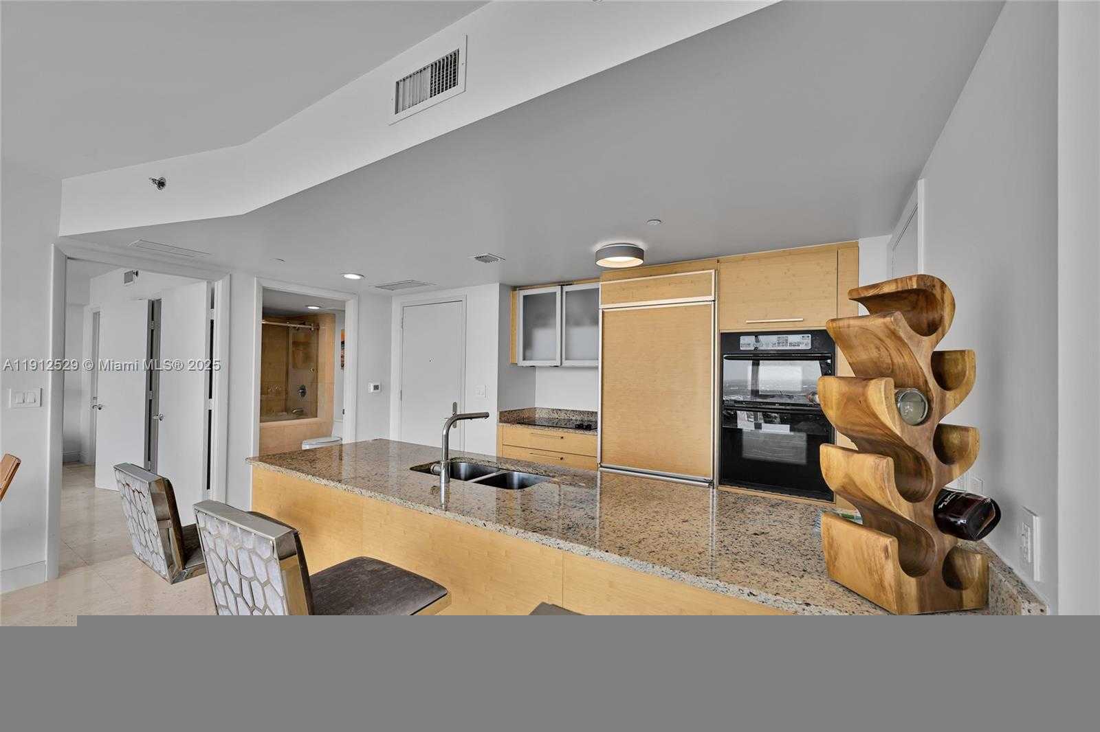 Small Image of 1830 SOUTH OCEAN DR #4807, Hallandale Beach Number 12