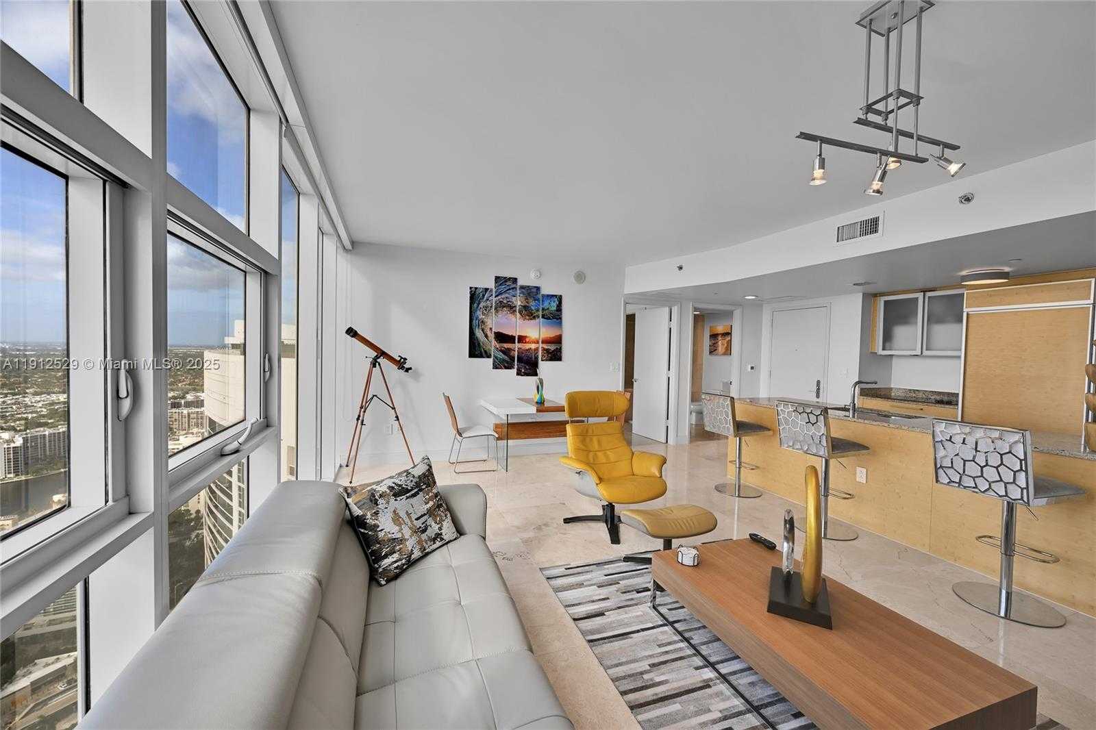 Small Image of 1830 SOUTH OCEAN DR #4807, Hallandale Beach Number 13