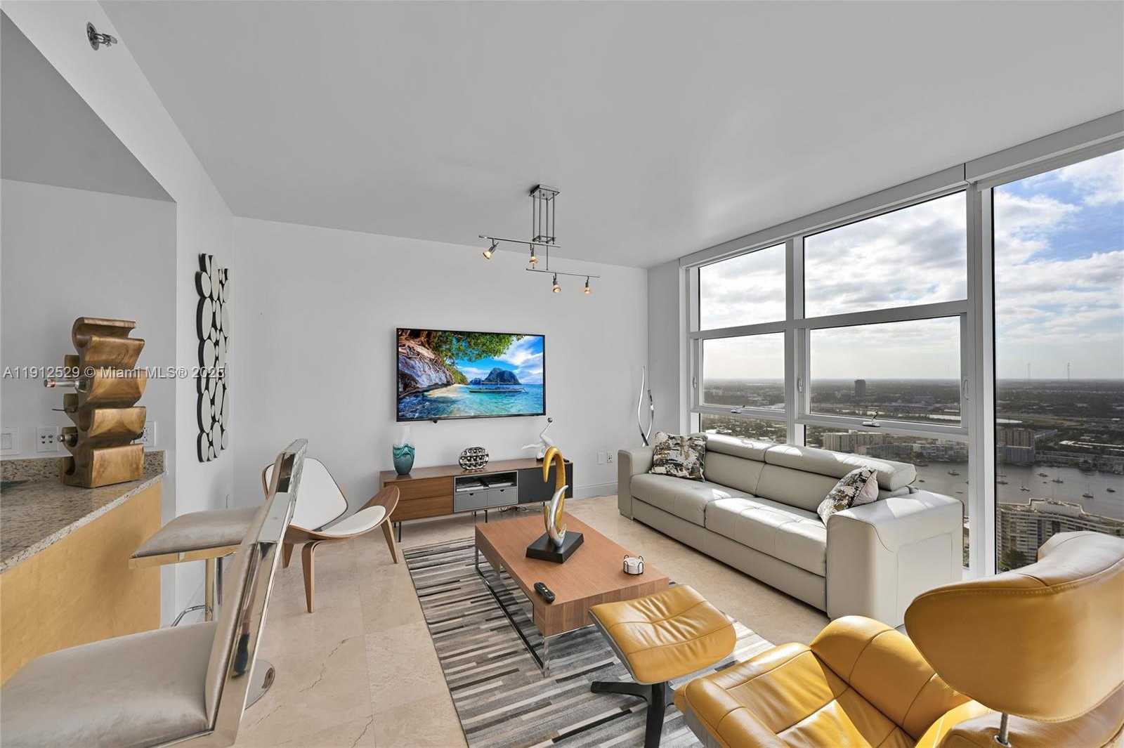 Small Image of 1830 SOUTH OCEAN DR #4807, Hallandale Beach Number 14