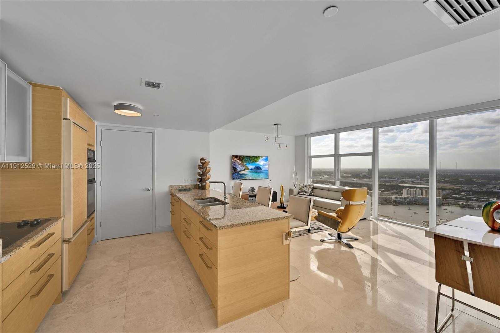 Small Image of 1830 SOUTH OCEAN DR #4807, Hallandale Beach Number 2