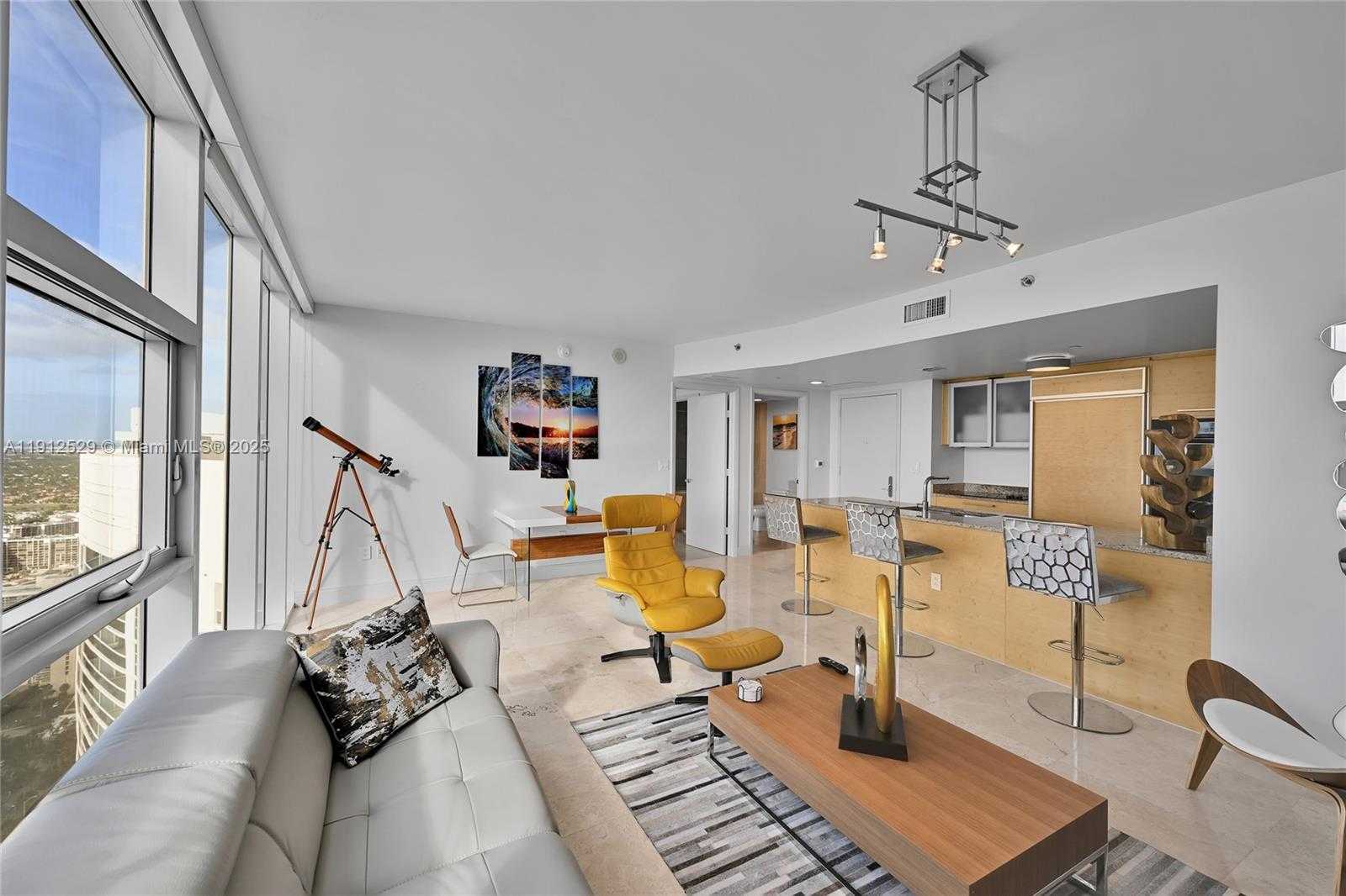 Small Image of 1830 SOUTH OCEAN DR #4807, Hallandale Beach Number 6