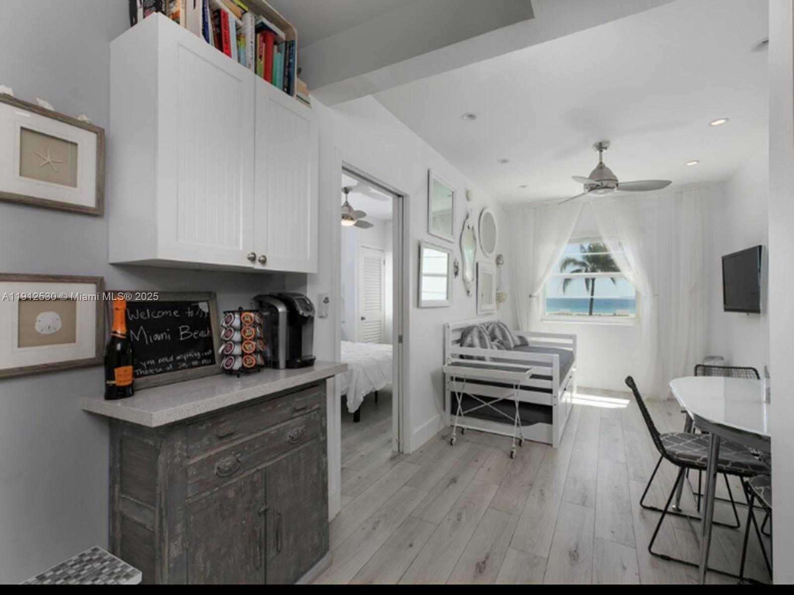 Small Image of 335 OCEAN DR #239, Miami Beach Number 5