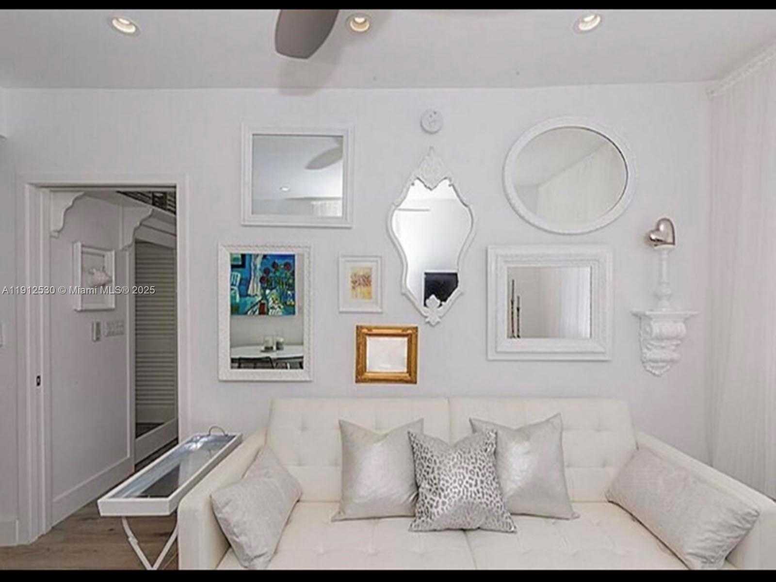 Small Image of 335 OCEAN DR #239, Miami Beach Number 6