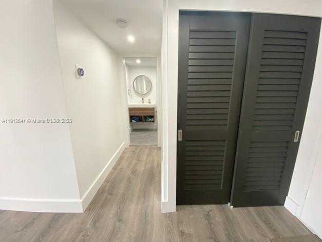 Small Image of 401 OCEAN DR #910, Miami Beach Number 12