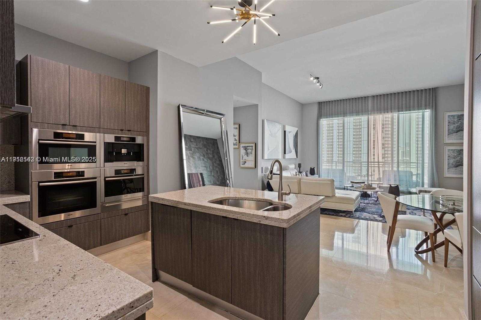Small Image of 900 BRICKELL KEY BLVD #1502, Miami Number 12