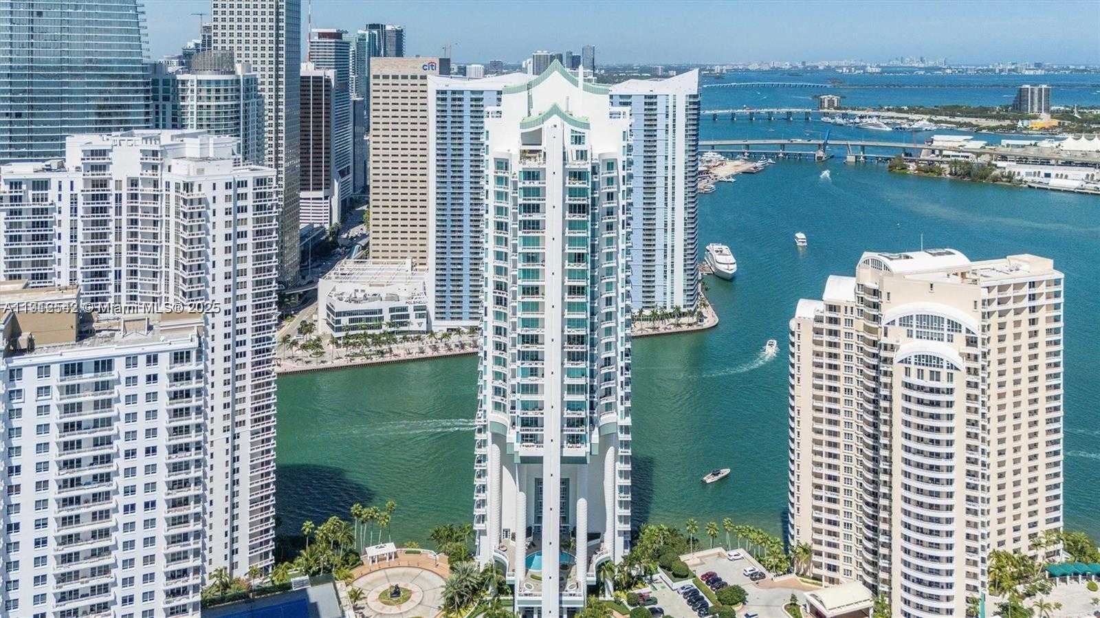 Small Image of 900 BRICKELL KEY BLVD #1502, Miami Number 2