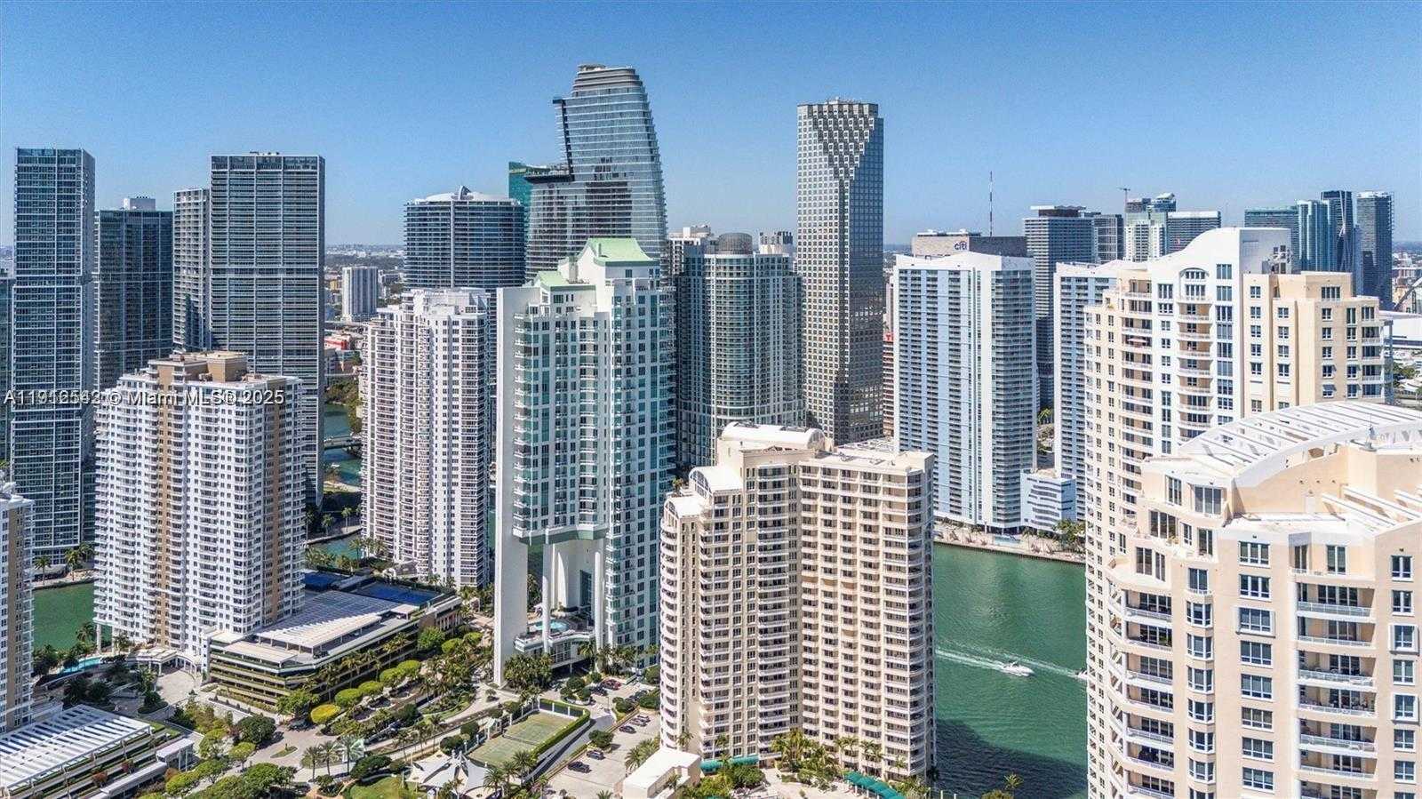 Small Image of 900 BRICKELL KEY BLVD #1502, Miami Number 29