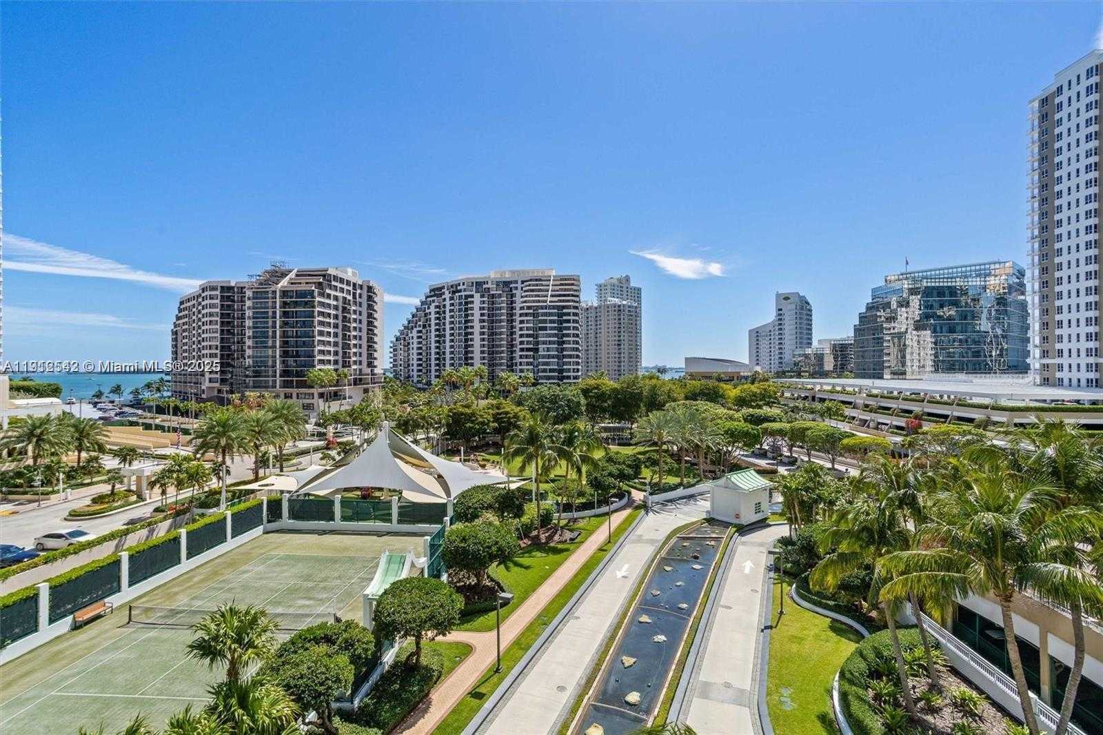 Small Image of 900 BRICKELL KEY BLVD #1502, Miami Number 3