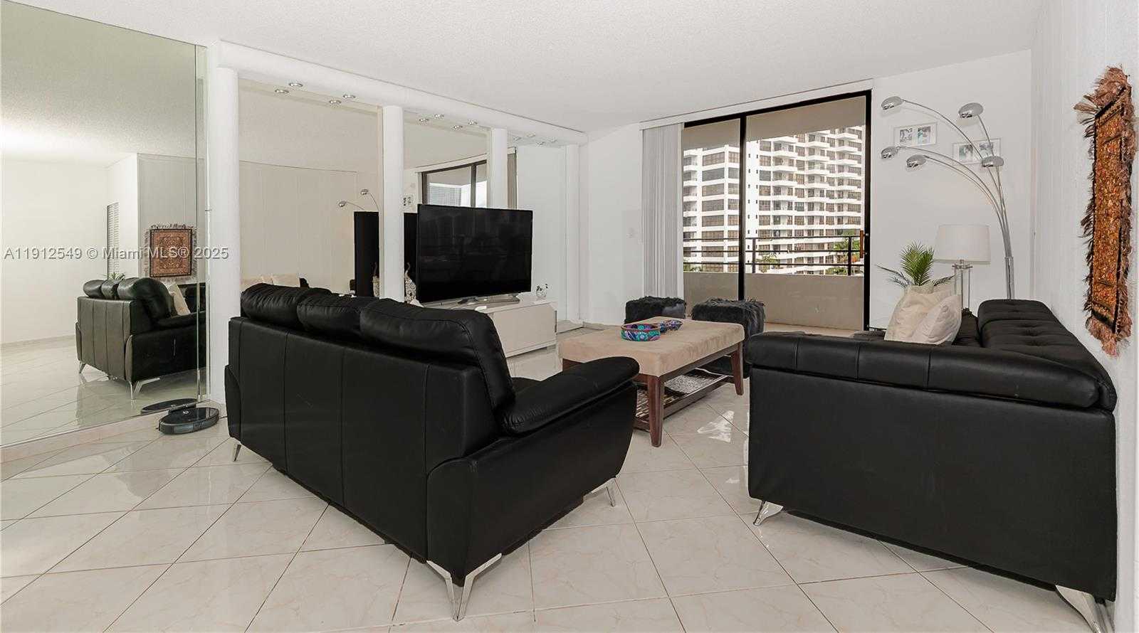 Small Image of 600 THREE ISLANDS BLVD #612, Hallandale Beach Number 19