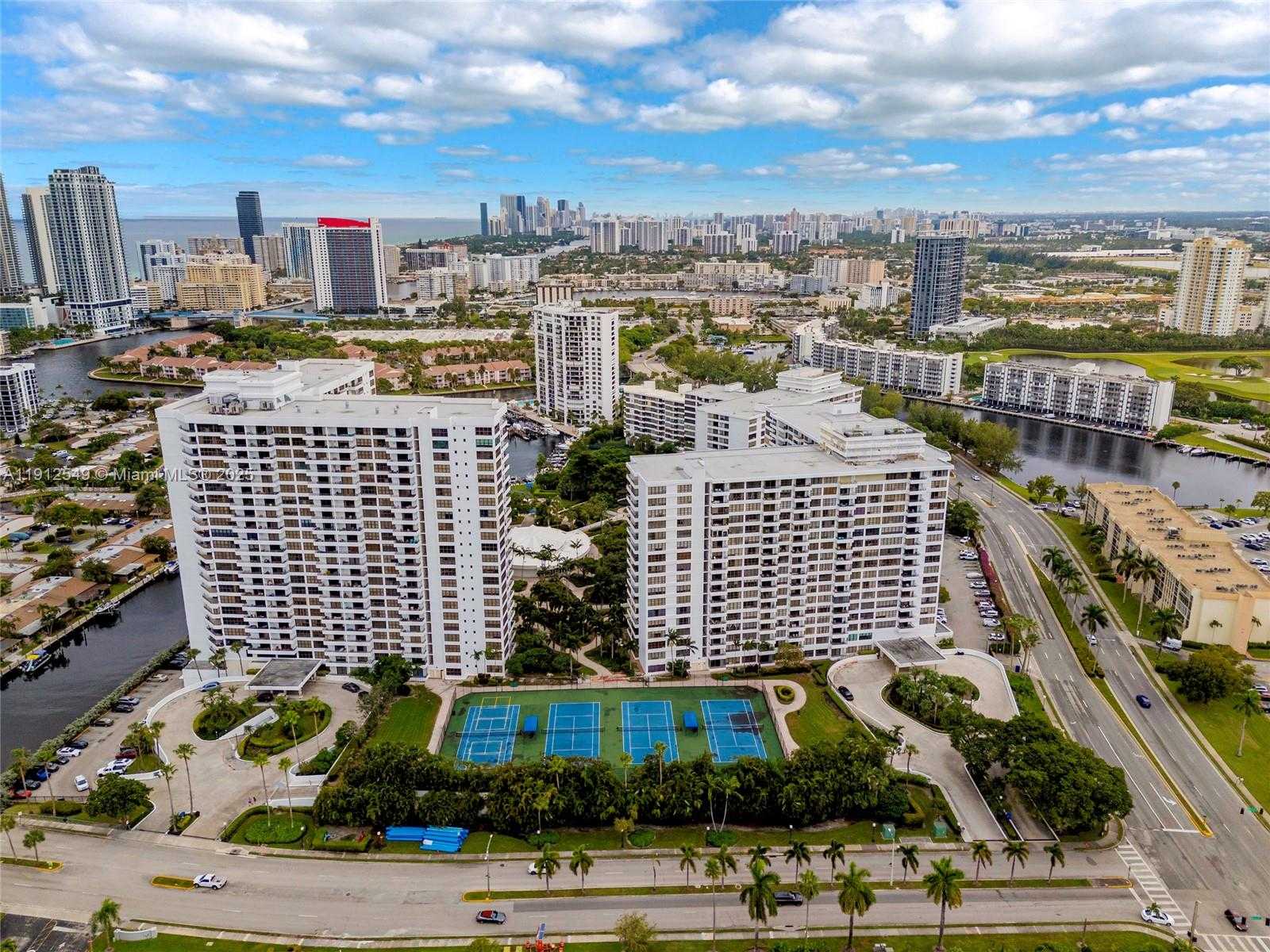 Small Image of 600 THREE ISLANDS BLVD #612, Hallandale Beach Number 2