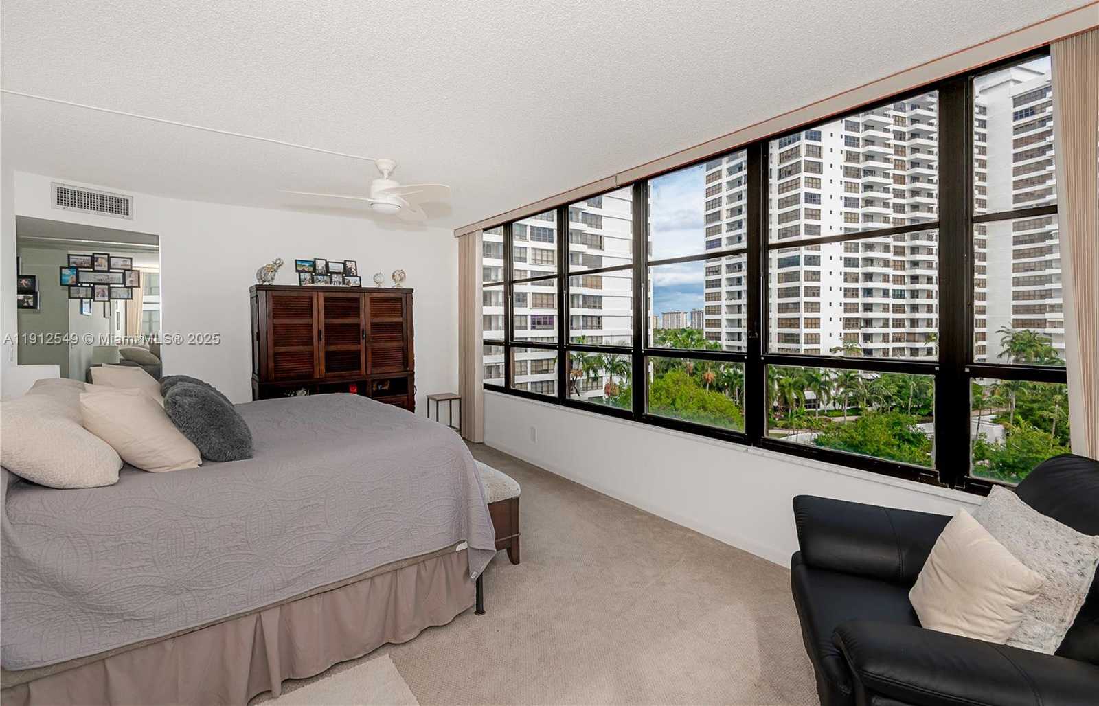 Small Image of 600 THREE ISLANDS BLVD #612, Hallandale Beach Number 23