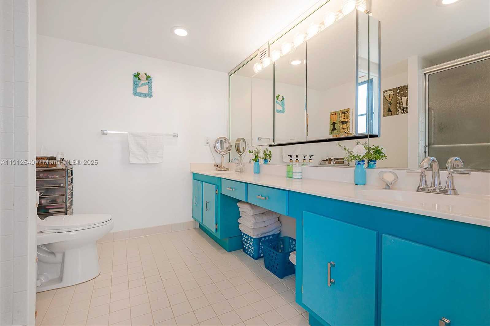 Small Image of 600 THREE ISLANDS BLVD #612, Hallandale Beach Number 25