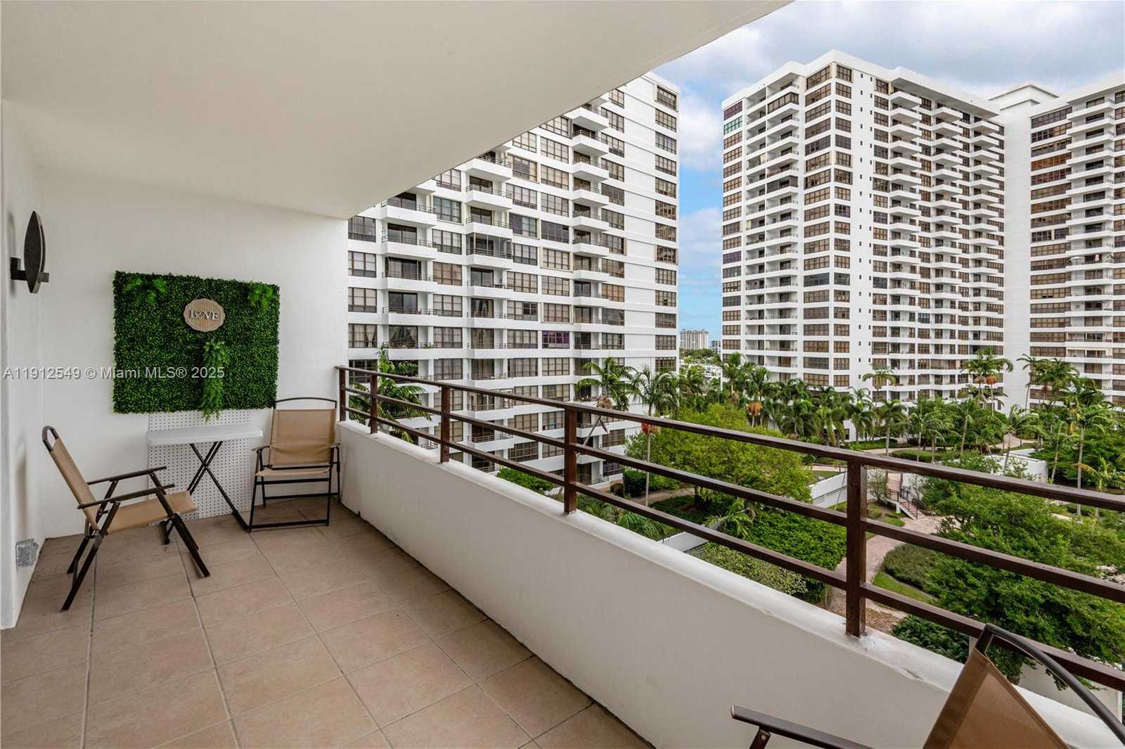 Small Image of 600 THREE ISLANDS BLVD #612, Hallandale Beach Number 6