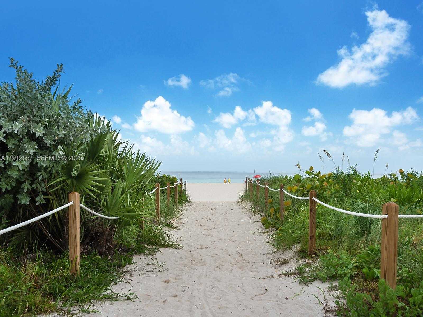 Small Image of 335 OCEAN DR #328, Miami Beach Number 11