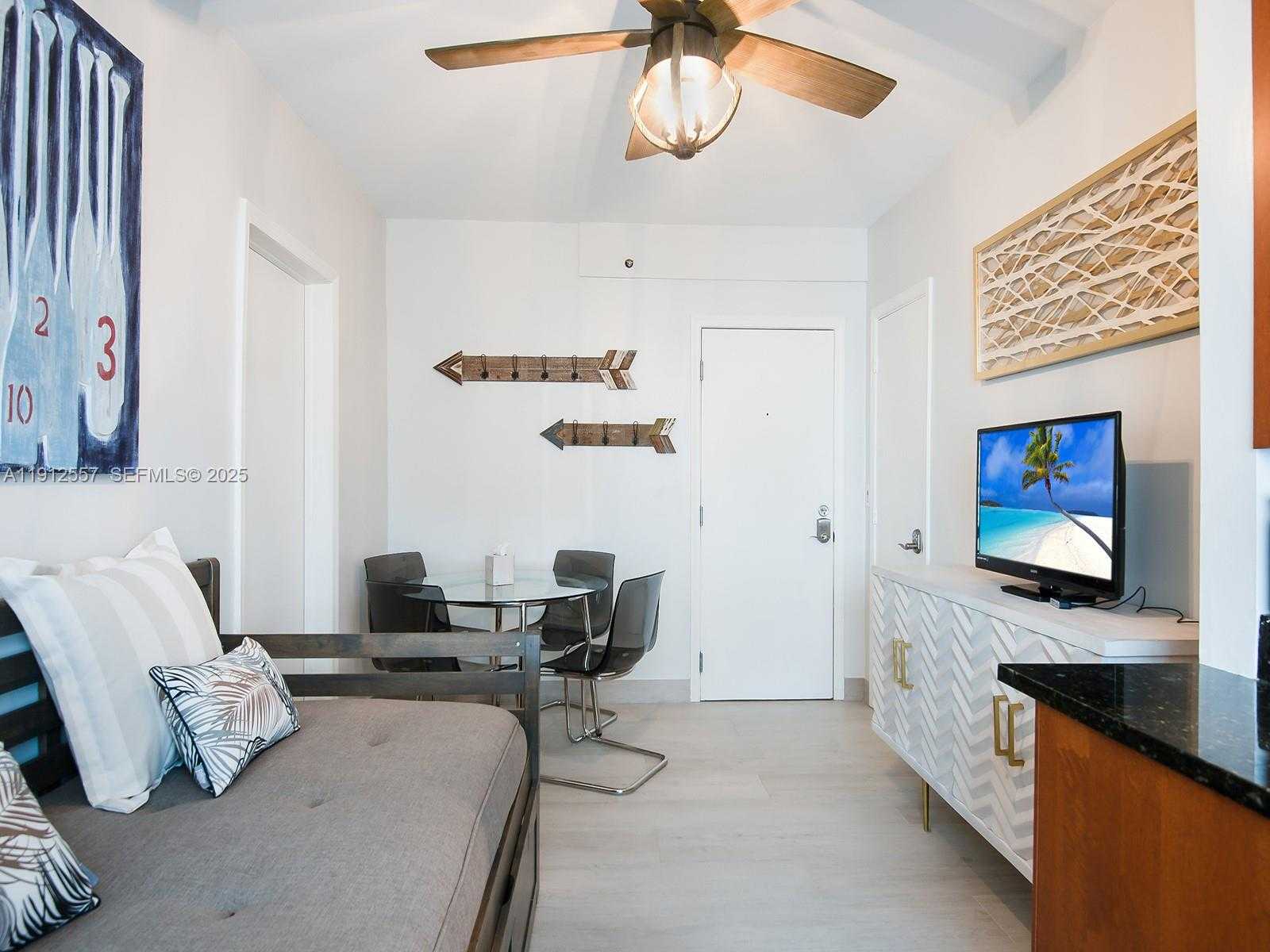 Small Image of 335 OCEAN DR #328, Miami Beach Number 8