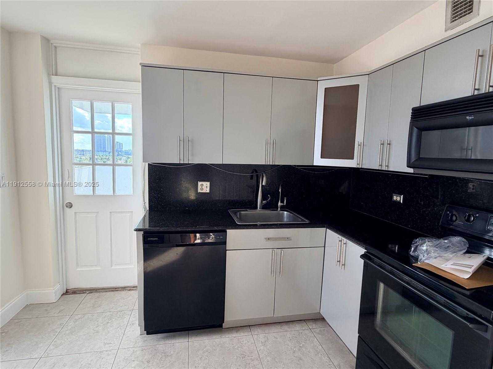 Small Image of 3703 NORTH EAST 166TH ST #910, North Miami Beach Number 5