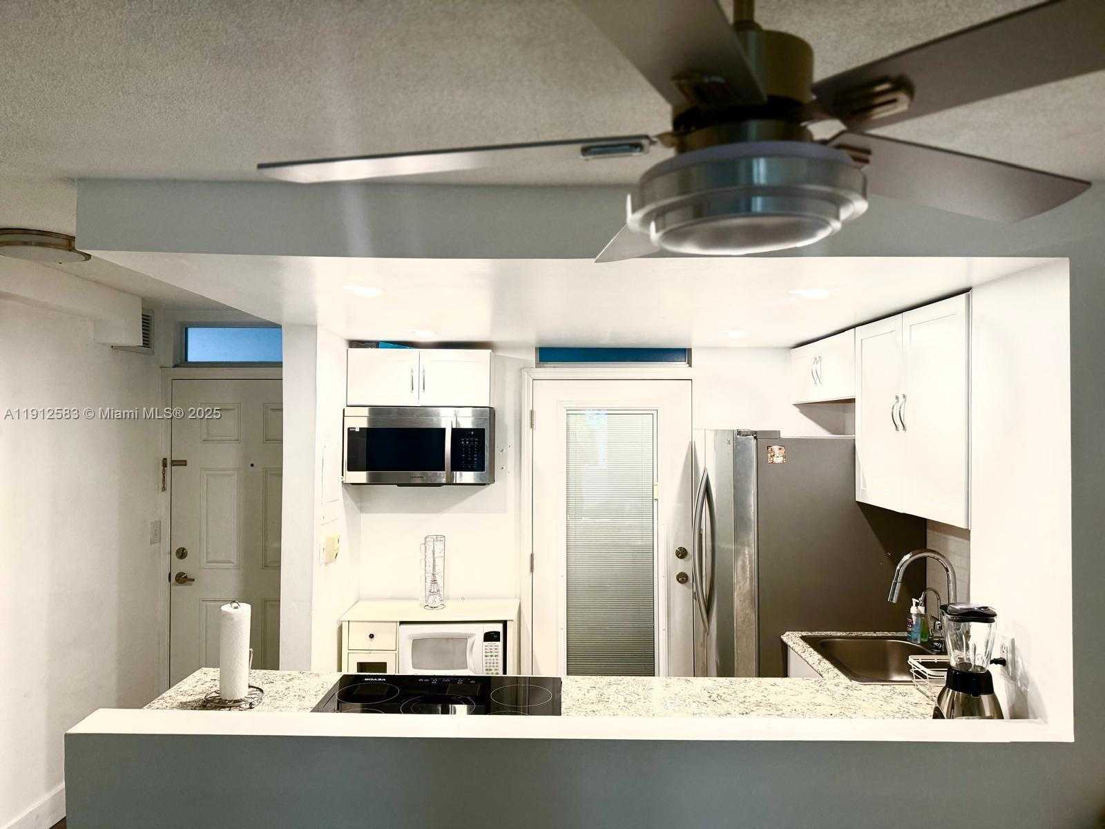 Small Image of 1045 10TH ST #206, Miami Beach Number 11