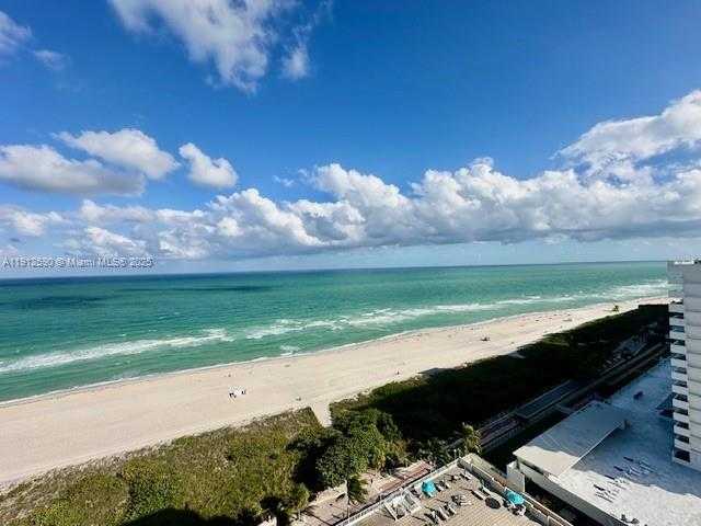 Small Image of 5701 SOUTH EAST COLLINS AVE #PH10, Miami Beach Number 3