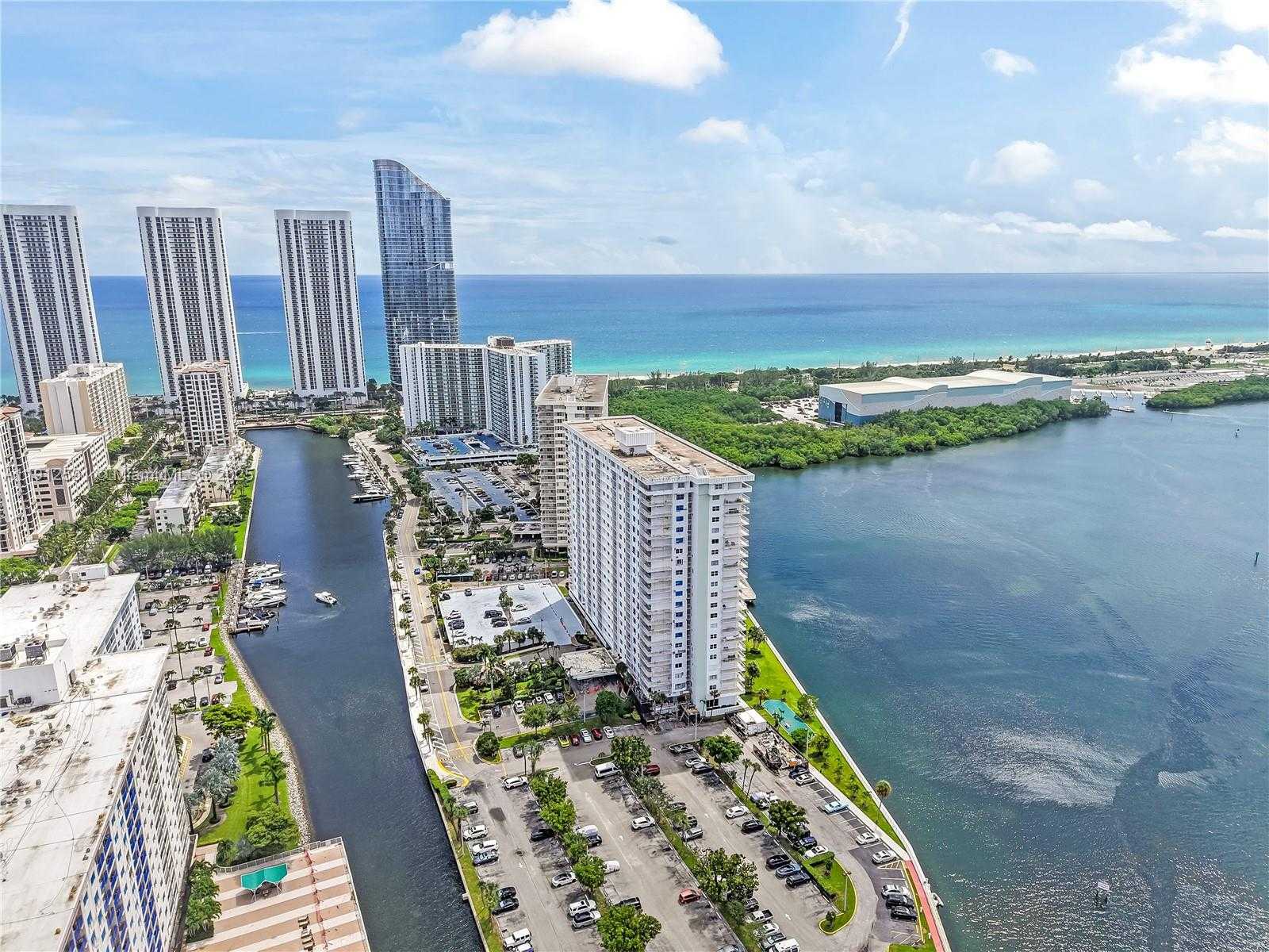 Small Image of 500 BAYVIEW DR #117, Sunny Isles Beach Number 21