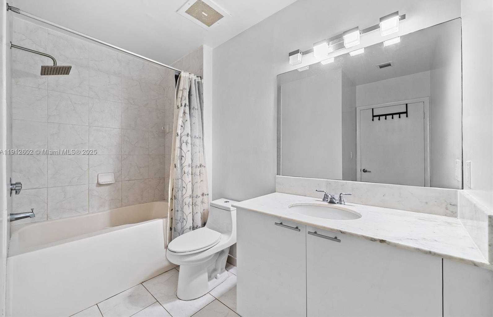 Small Image of 133 NORTH EAST 2ND AVE #909, Miami Number 11