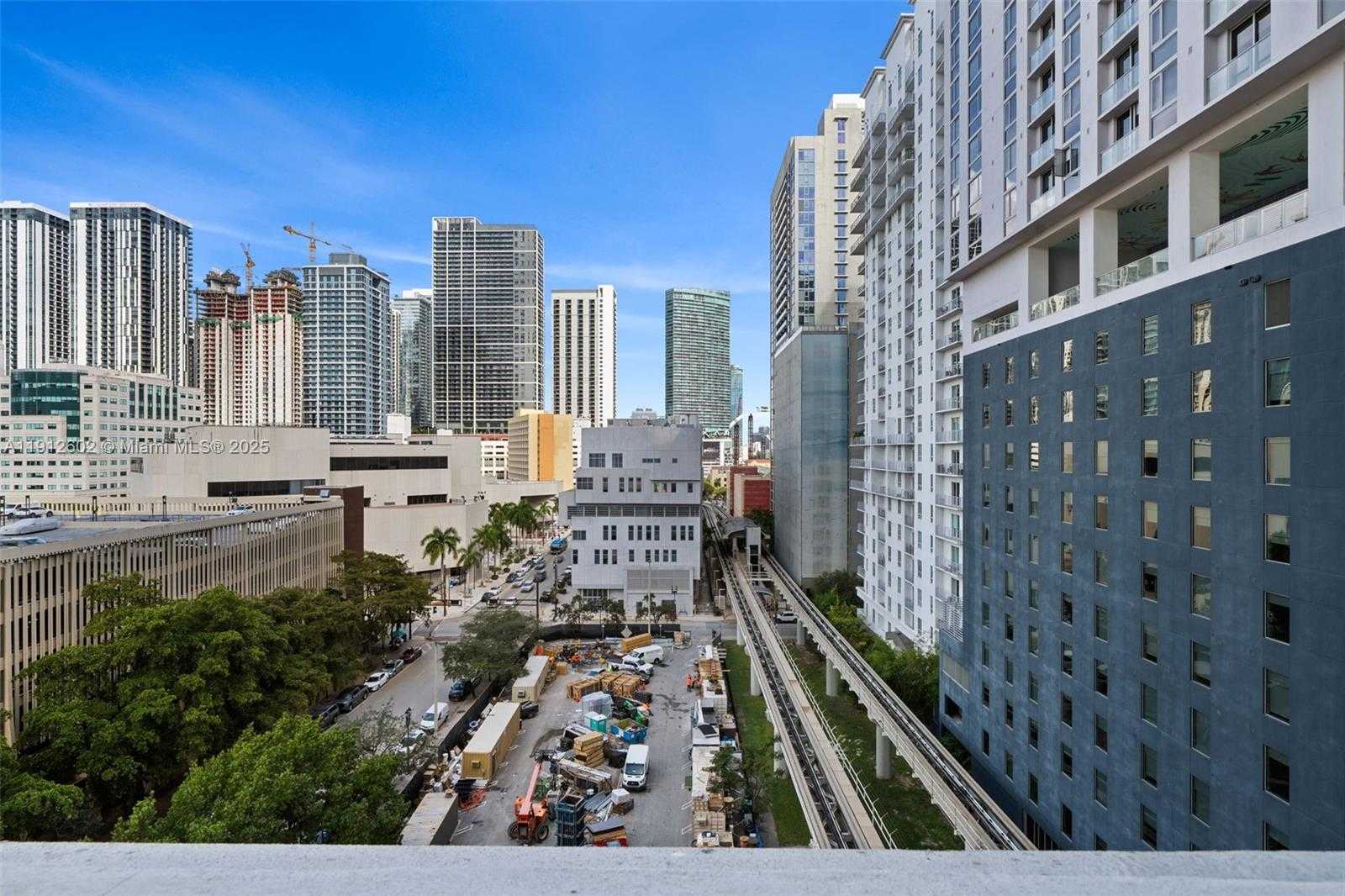 Small Image of 133 NORTH EAST 2ND AVE #909, Miami Number 14