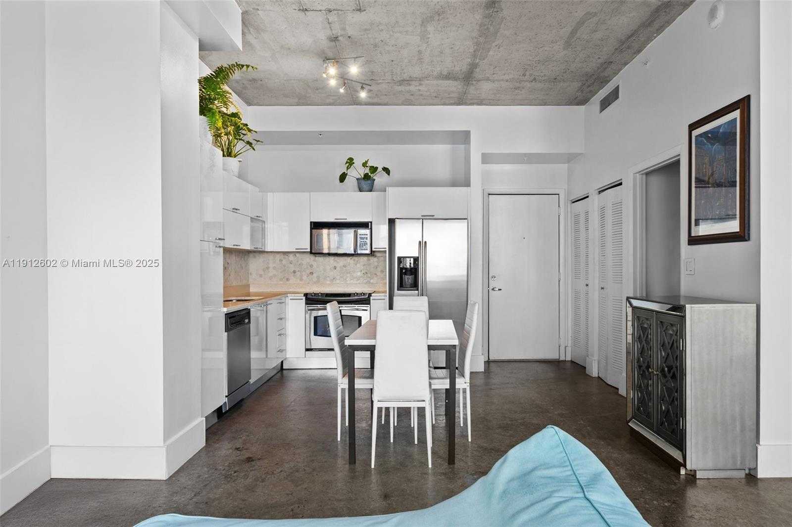 Small Image of 133 NORTH EAST 2ND AVE #909, Miami Number 3