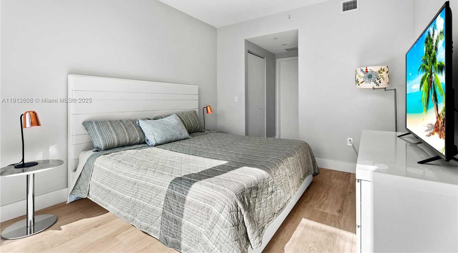 Small Image of 121 NORTH EAST 34TH ST #2003, Miami Number 13