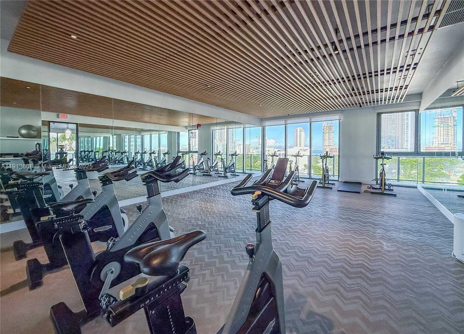 Small Image of 121 NORTH EAST 34TH ST #2003, Miami Number 20