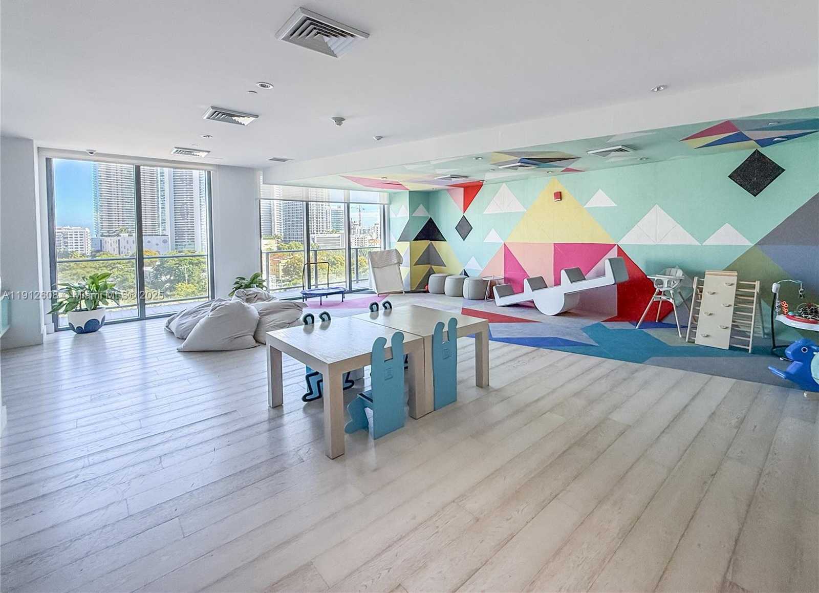 Small Image of 121 NORTH EAST 34TH ST #2003, Miami Number 22