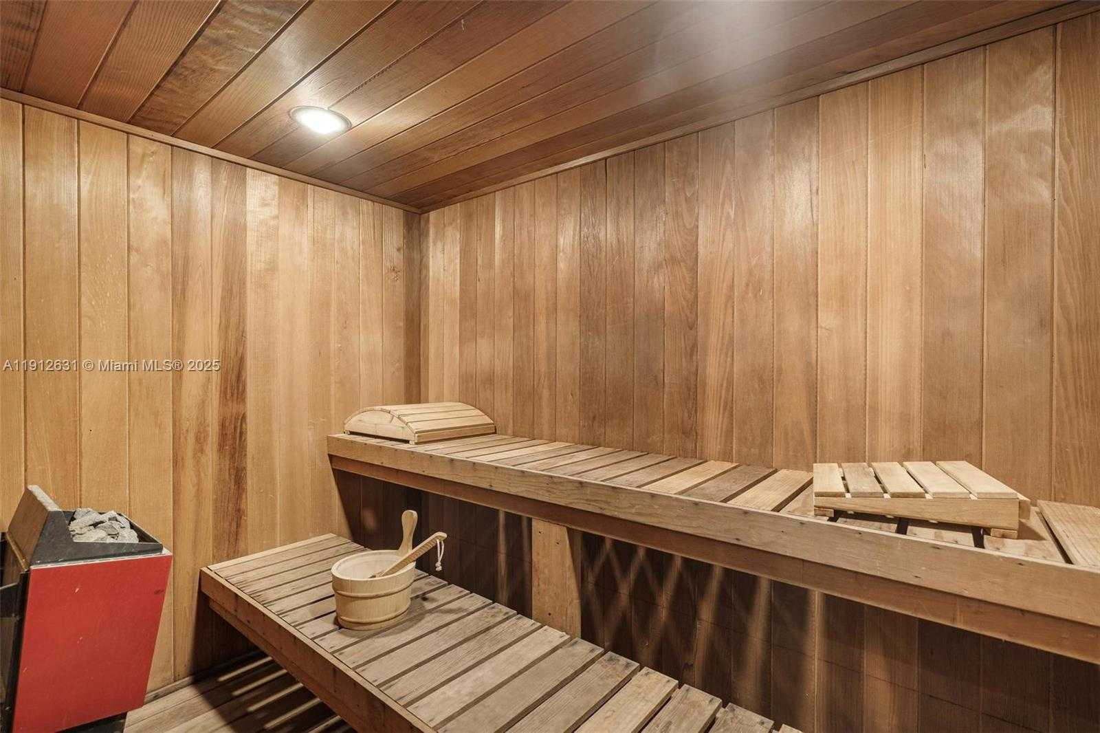 Small Image of 155 OCEAN LANE DR #1002, Key Biscayne Number 23