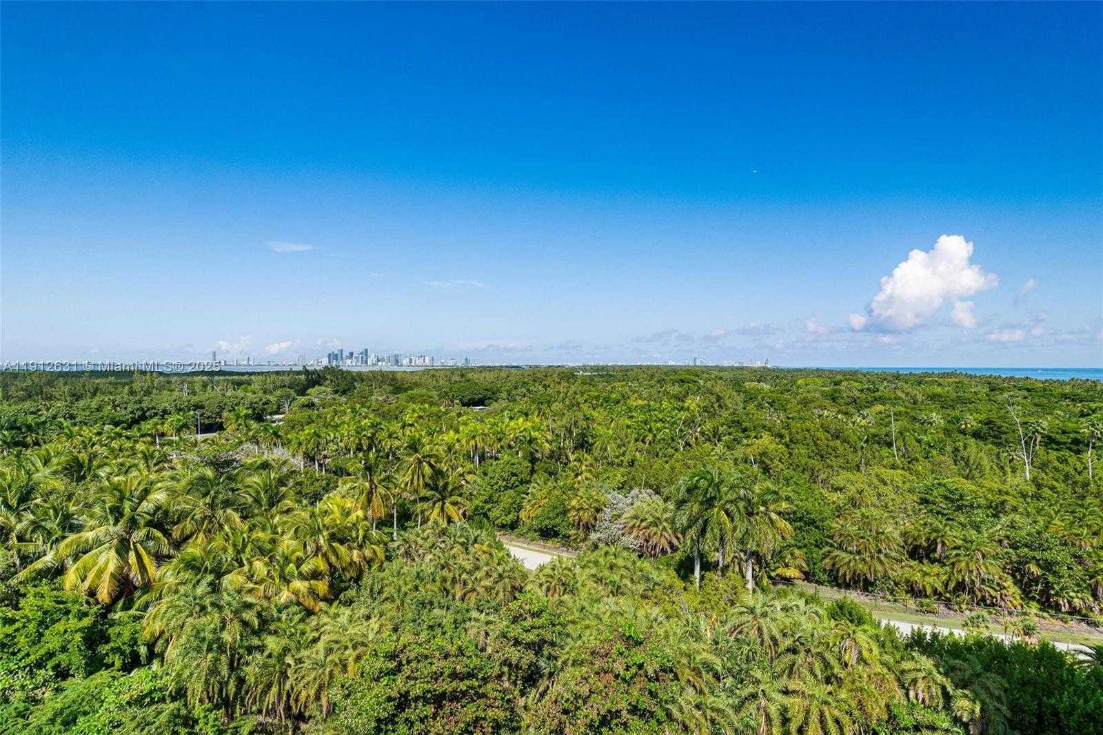 Small Image of 155 OCEAN LANE DR #1002, Key Biscayne Number 29