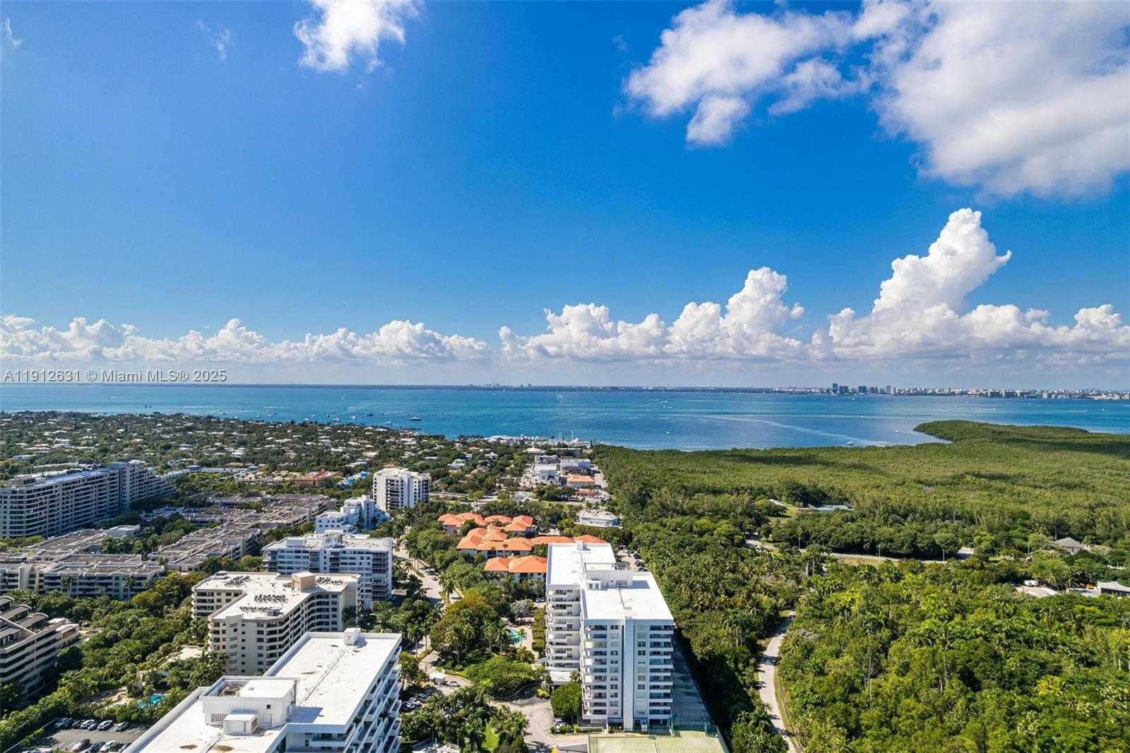 Small Image of 155 OCEAN LANE DR #1002, Key Biscayne Number 41
