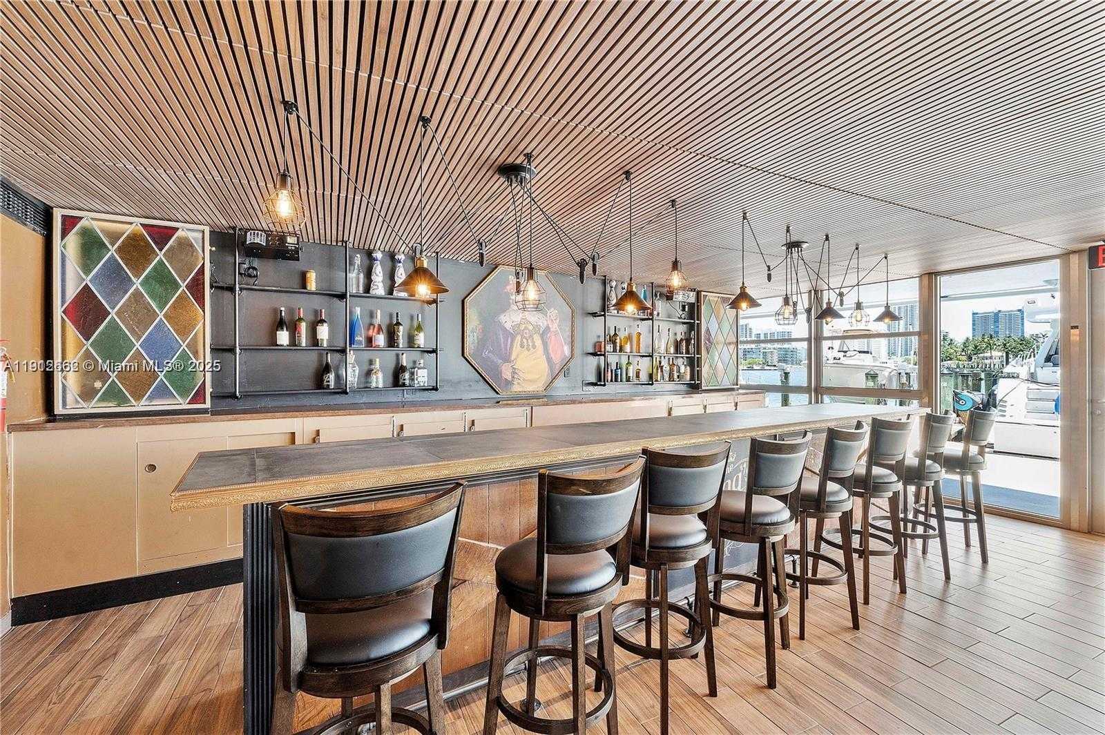 Small Image of 900 BAY DR #622-620, Miami Beach Number 25