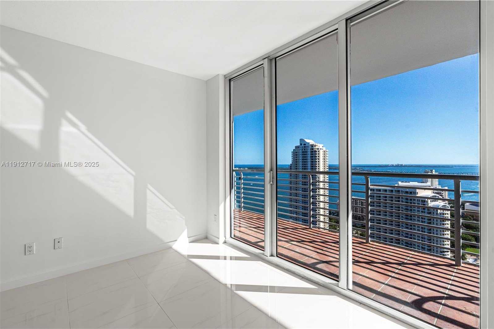 Small Image of 335 SOUTH BISCAYNE BLVD #4105, Miami Number 16