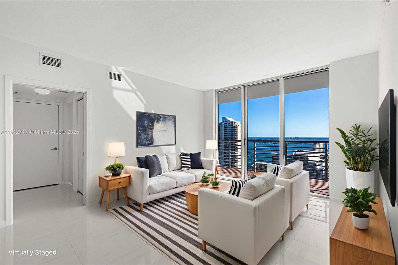 Small Image of 335 SOUTH BISCAYNE BLVD #4105, Miami Number 2