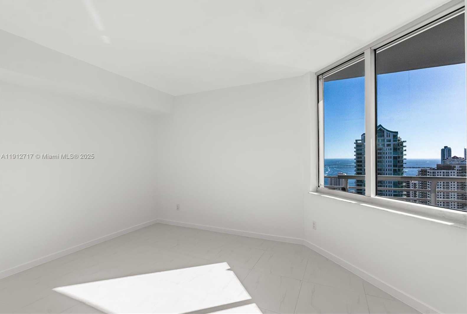 Small Image of 335 SOUTH BISCAYNE BLVD #4105, Miami Number 26
