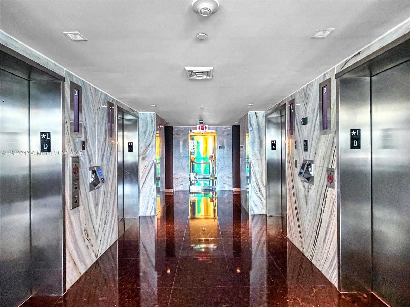 Small Image of 335 SOUTH BISCAYNE BLVD #4105, Miami Number 33