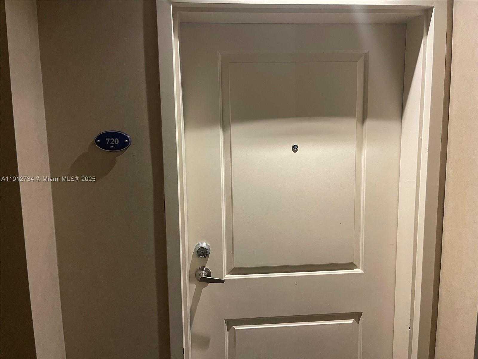 Small Image of 7900 HARBOR ISLAND DR #720, North Bay Village Number 23