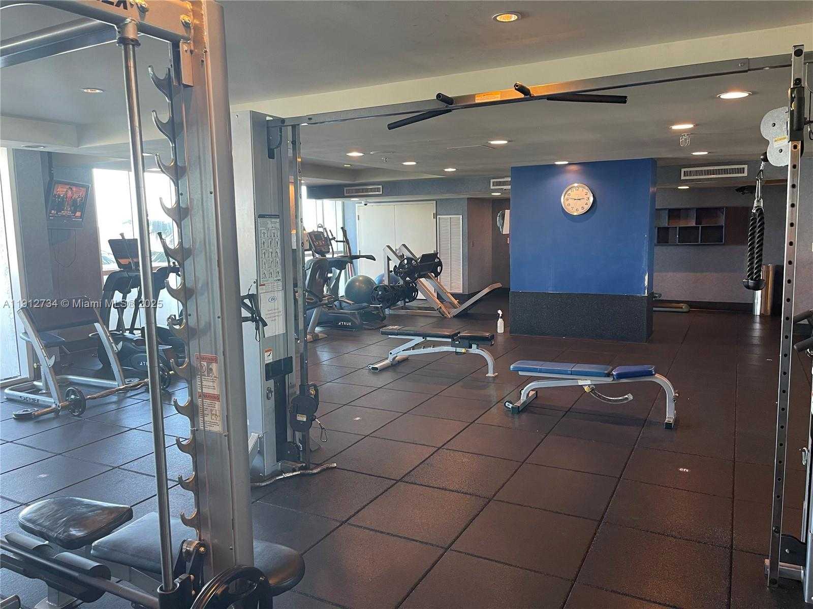 Small Image of 7900 HARBOR ISLAND DR #720, North Bay Village Number 26