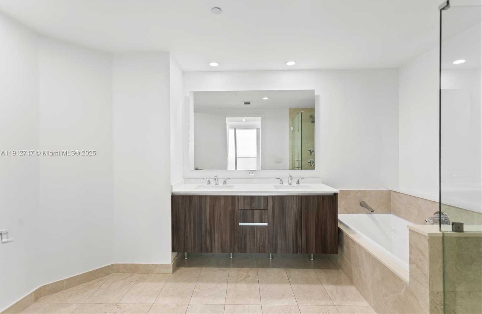 Small Image of 488 NORTH EAST 18TH ST #3401, Miami Number 12