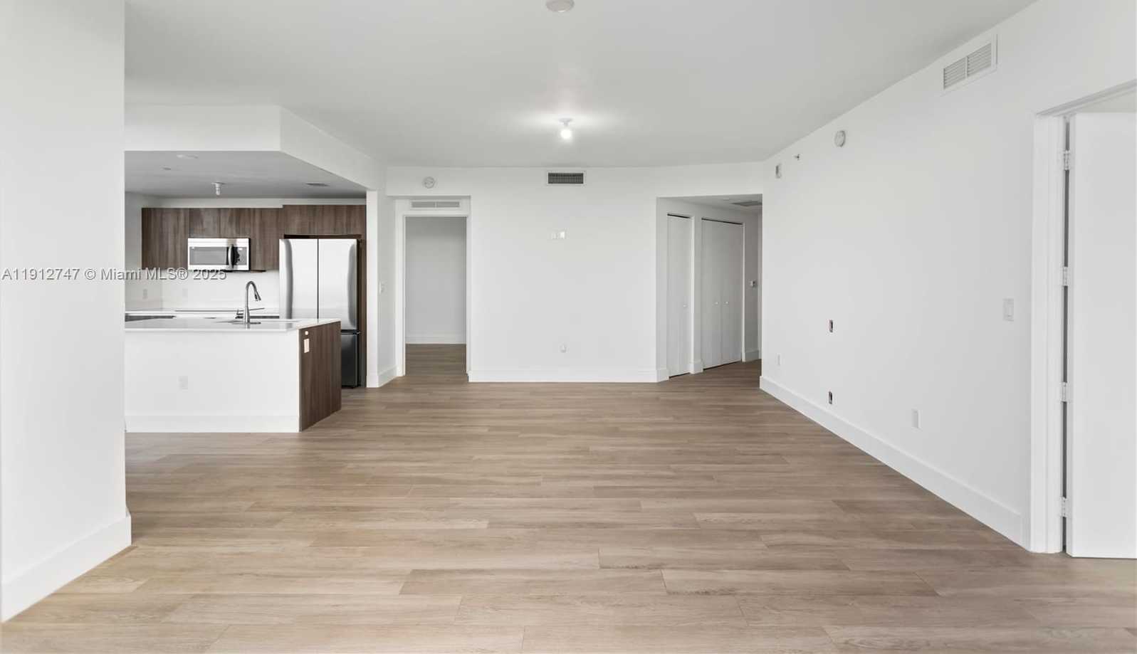 Small Image of 488 NORTH EAST 18TH ST #3401, Miami Number 7